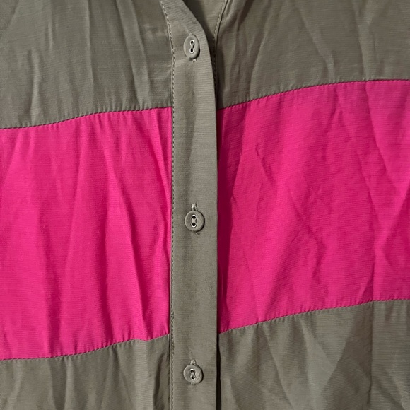 S Green & Pink Button-Down Collared Shirt - Picture 5 of 13